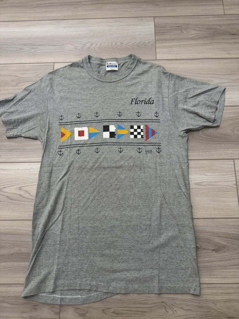 Vintage 1989 Florida Nautical Flags Anchors Tee Hanes Poly-Cotton Made in USA L